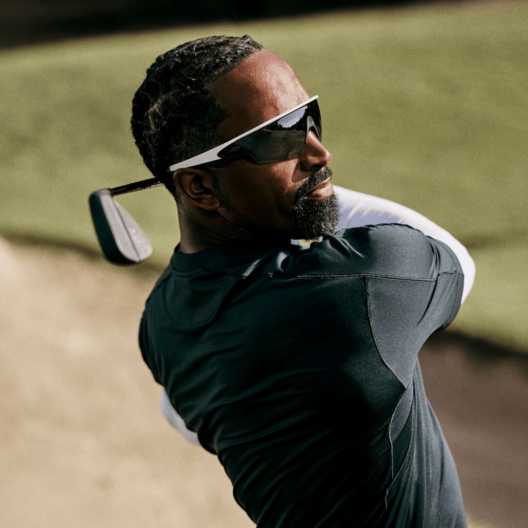 Oakley Meta Vanguard 0OW8001 | Lentes Inteligentes con Cámara y Meta AI.