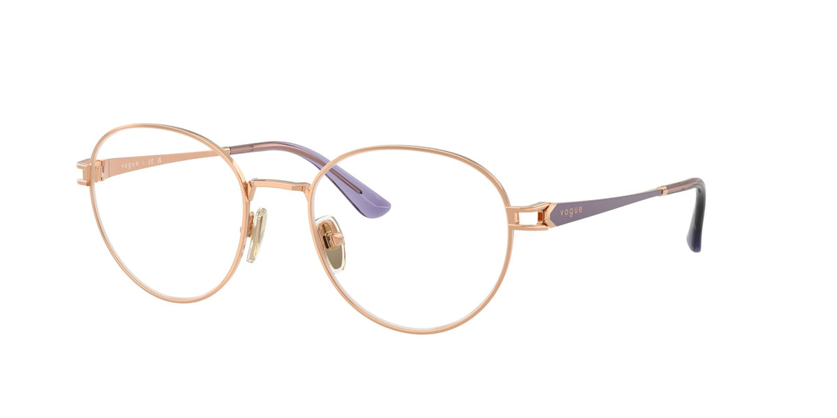 Lentes Ópticos Vogue 0VO4370 Oro rosa – vista tres cuartos sin sombra